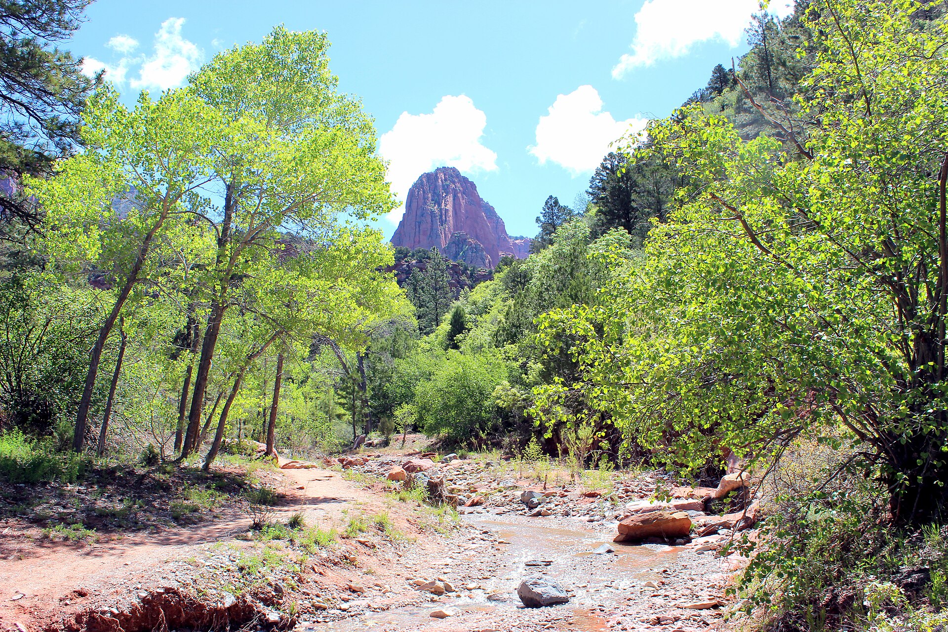 kolob canyons Taylor Creek Trail — view of Paria Point from the trail toward Double Arch Alcove